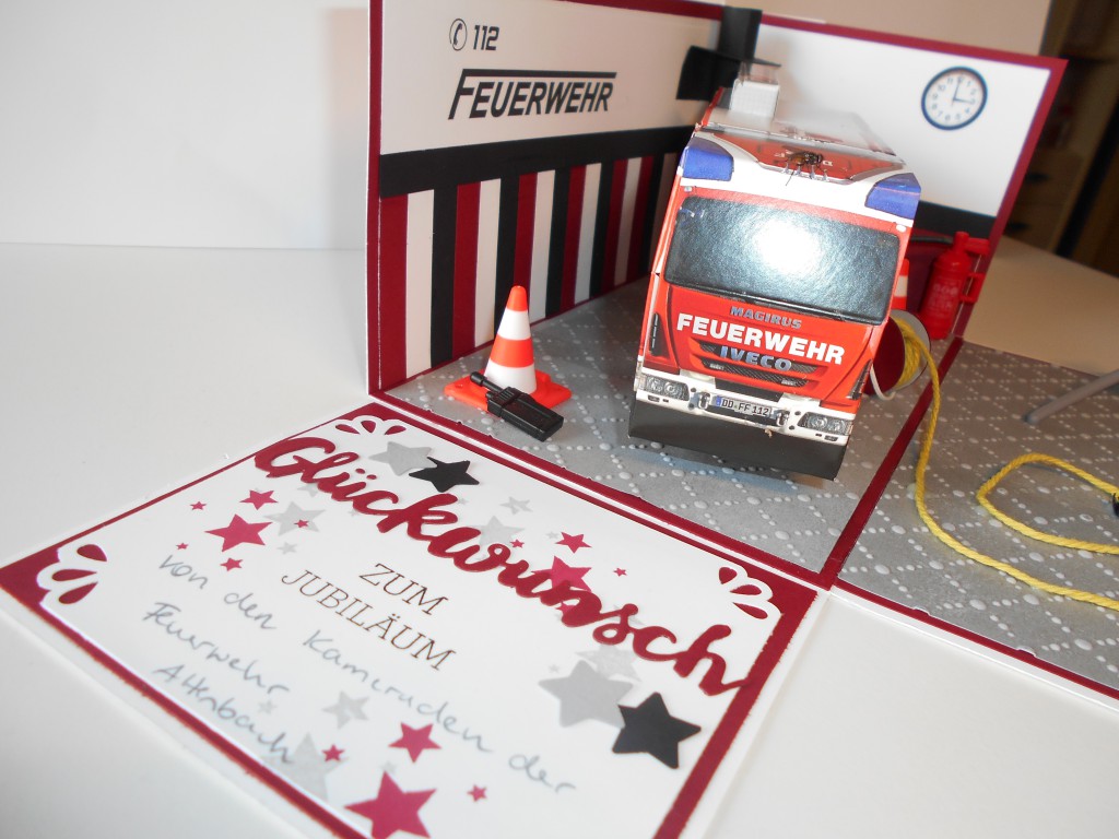 Eine Explosionsbox zum Feuerwehr Jubiläum Kleine Stempelmiez